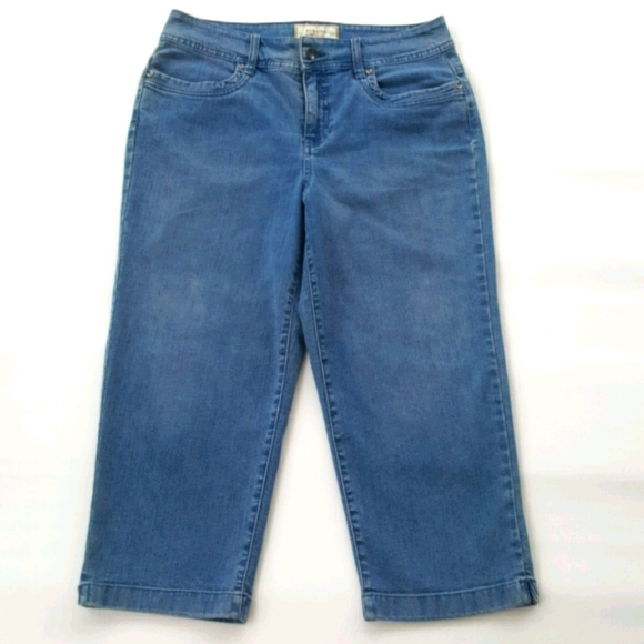 SONOMA LIFE + STYLE ♡ Super-Sweet Denim Embroidered Blue Jean Capris 10 - Picture 3 of 13